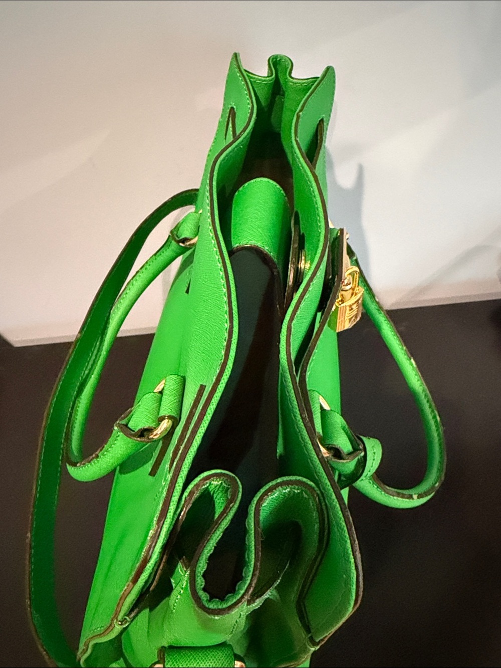 Michael Kors Hamilton Large Saffiano Leather Tote - Green - Picture 8 of 10